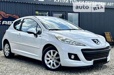 Хетчбек Peugeot 207 2011 в Стрию