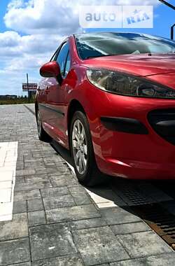 Хэтчбек Peugeot 207 2006 в Луцке