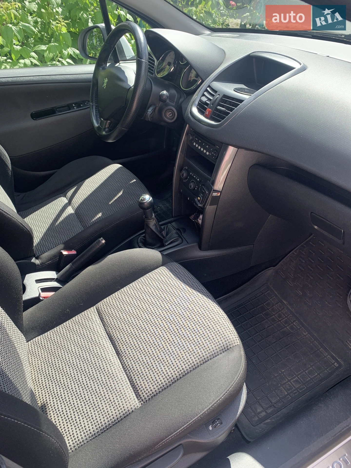2011 Peugeot 207 - мініатюра 8
