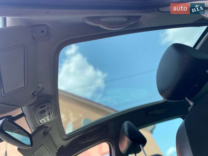 Універсал Peugeot 207 2011 в Костопілі