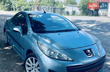 Кабриолет Peugeot 207 2010 в 