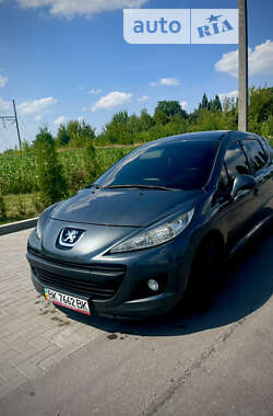 Универсал Peugeot 207 2010 в Ровно