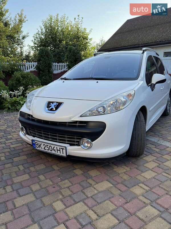 Універсал Peugeot 207 2008 в Дубні