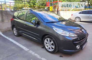 Универсал Peugeot 207 2009 в Тернополе