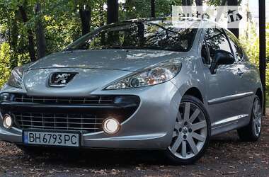 Хэтчбек Peugeot 207 2007 в Раздельной