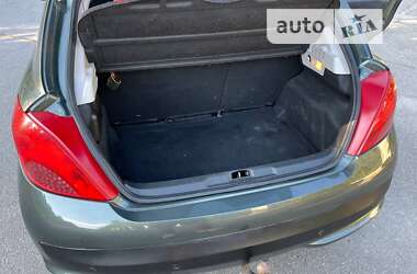 Хэтчбек Peugeot 207 2007 в Умани