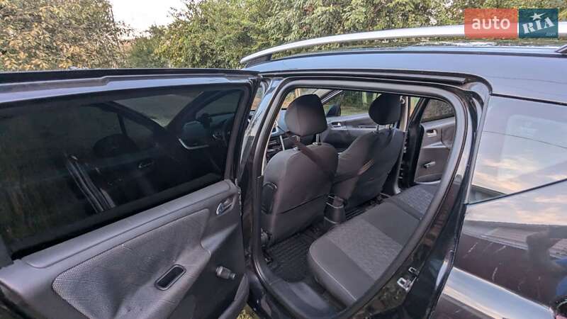 Універсал Peugeot 207 2008 в Городні