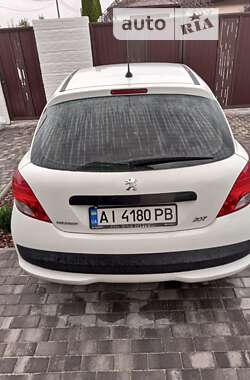 Хэтчбек Peugeot 207 2010 в Белой Церкви