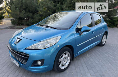 Хэтчбек Peugeot 207 2011 в Черкассах