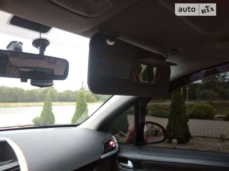 Универсал Peugeot 207 2008 в Яворове