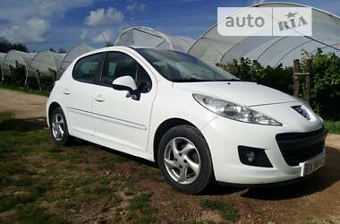 Хетчбек Peugeot 207 2011 в Кам'янець-Подільському