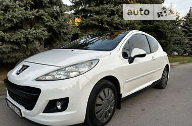 Хетчбек Peugeot 207 2012 в Запоріжжі