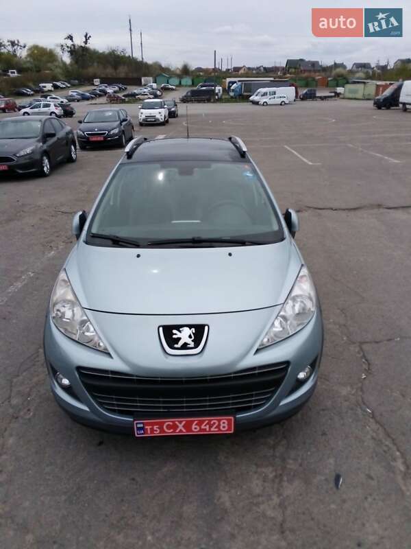 Peugeot 207 2011