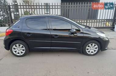 Хетчбек Peugeot 207 2008 в Львові