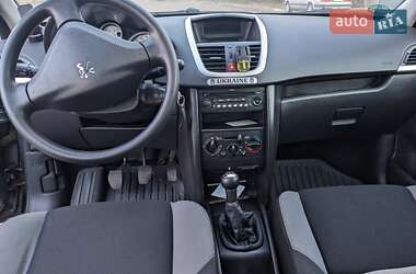 Універсал Peugeot 207 2009 в Зарічному