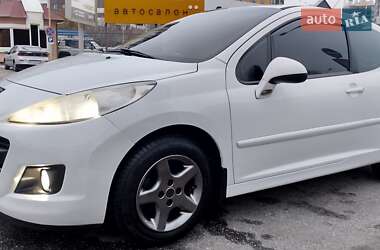 Хетчбек Peugeot 207 2010 в Одесі