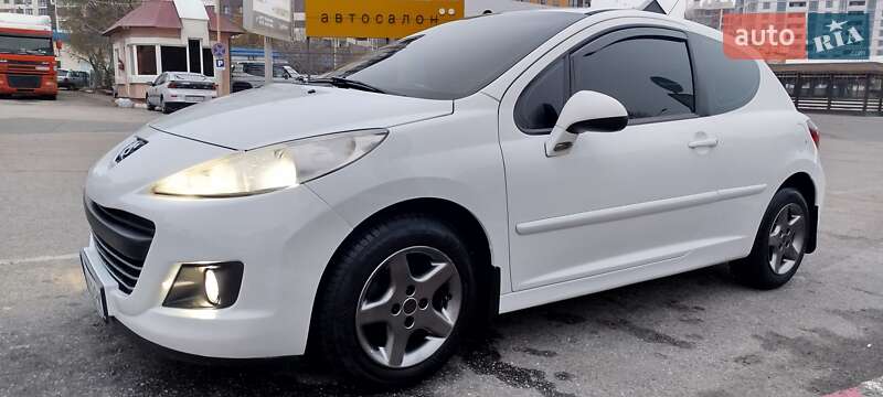 Peugeot 207 2010
