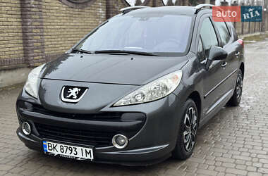 Універсал Peugeot 207 2008 в Рівному