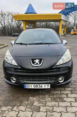 Хэтчбек Peugeot 207 2009 в Ровно