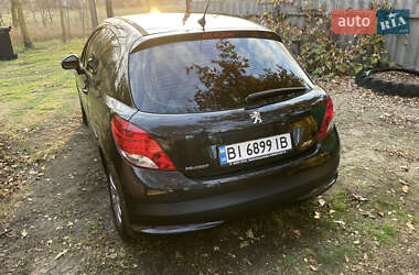 Хэтчбек Peugeot 207 2009 в Полтаве