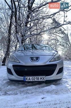 Хэтчбек Peugeot 207 2010 в Львове