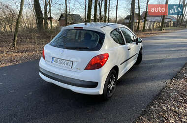 Хетчбек Peugeot 207 2008 в Ладижині