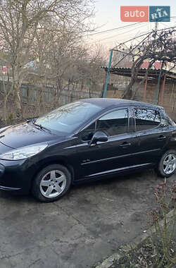 Хетчбек Peugeot 207 2009 в Бердичеві