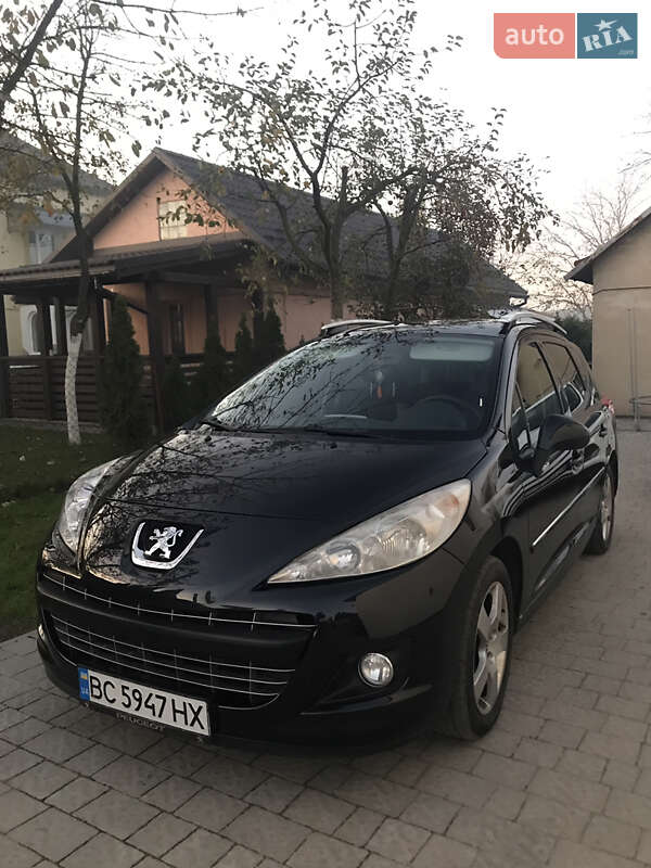 Універсал Peugeot 207 2012 в Львові