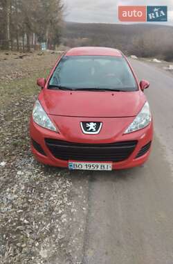 Хетчбек Peugeot 207 2010 в Теребовлі