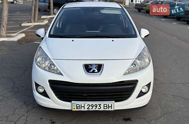 Хэтчбек Peugeot 207 2012 в 