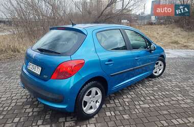 Хэтчбек Peugeot 207 2009 в Львове