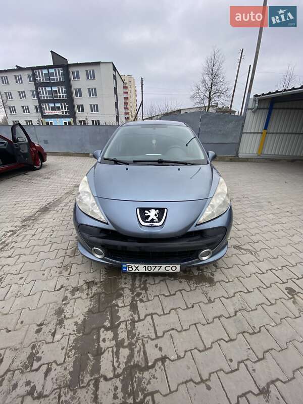 Хетчбек Peugeot 207 2008 в Старокостянтинові
