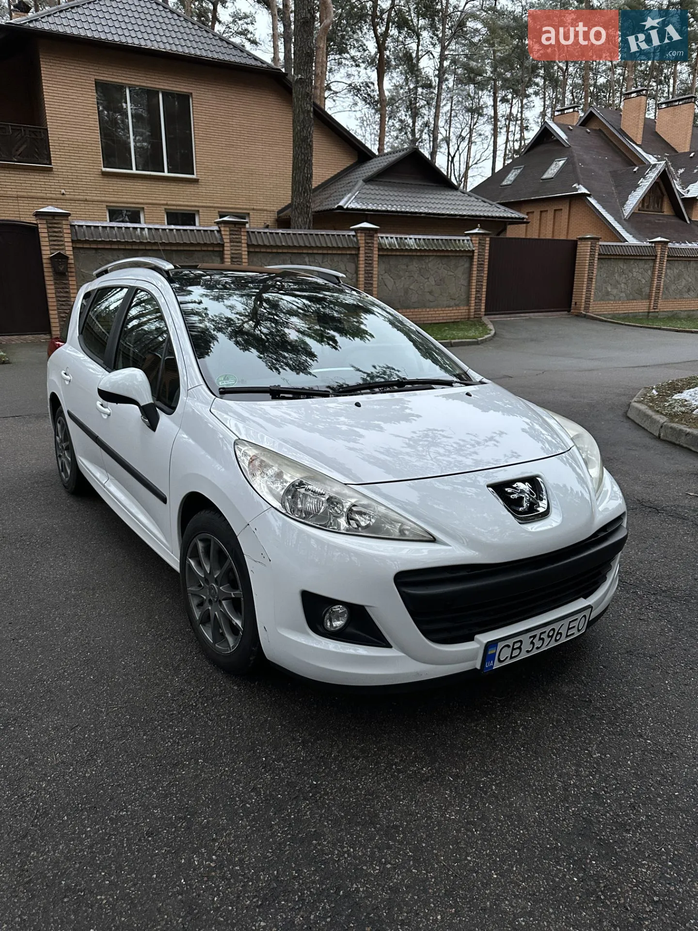 2010 Peugeot 207 - мініатюра 3