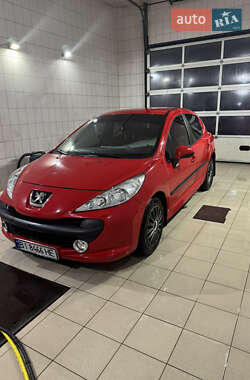 Хэтчбек Peugeot 207 2008 в Кременчуге