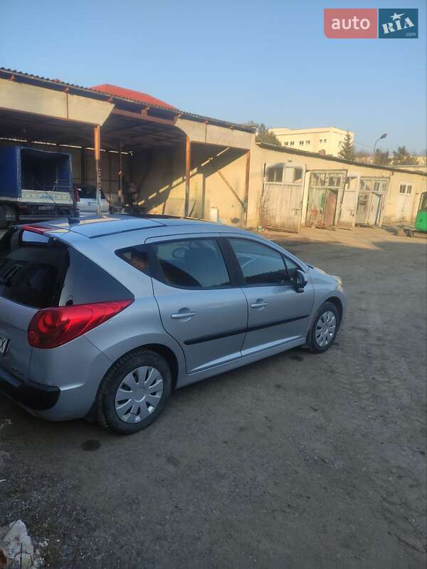 Универсал Peugeot 207 2010 в Тернополе