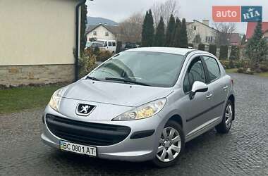 Хэтчбек Peugeot 207 2006 в Жовкве