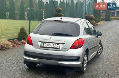 Хэтчбек Peugeot 207 2006 в Жовкве