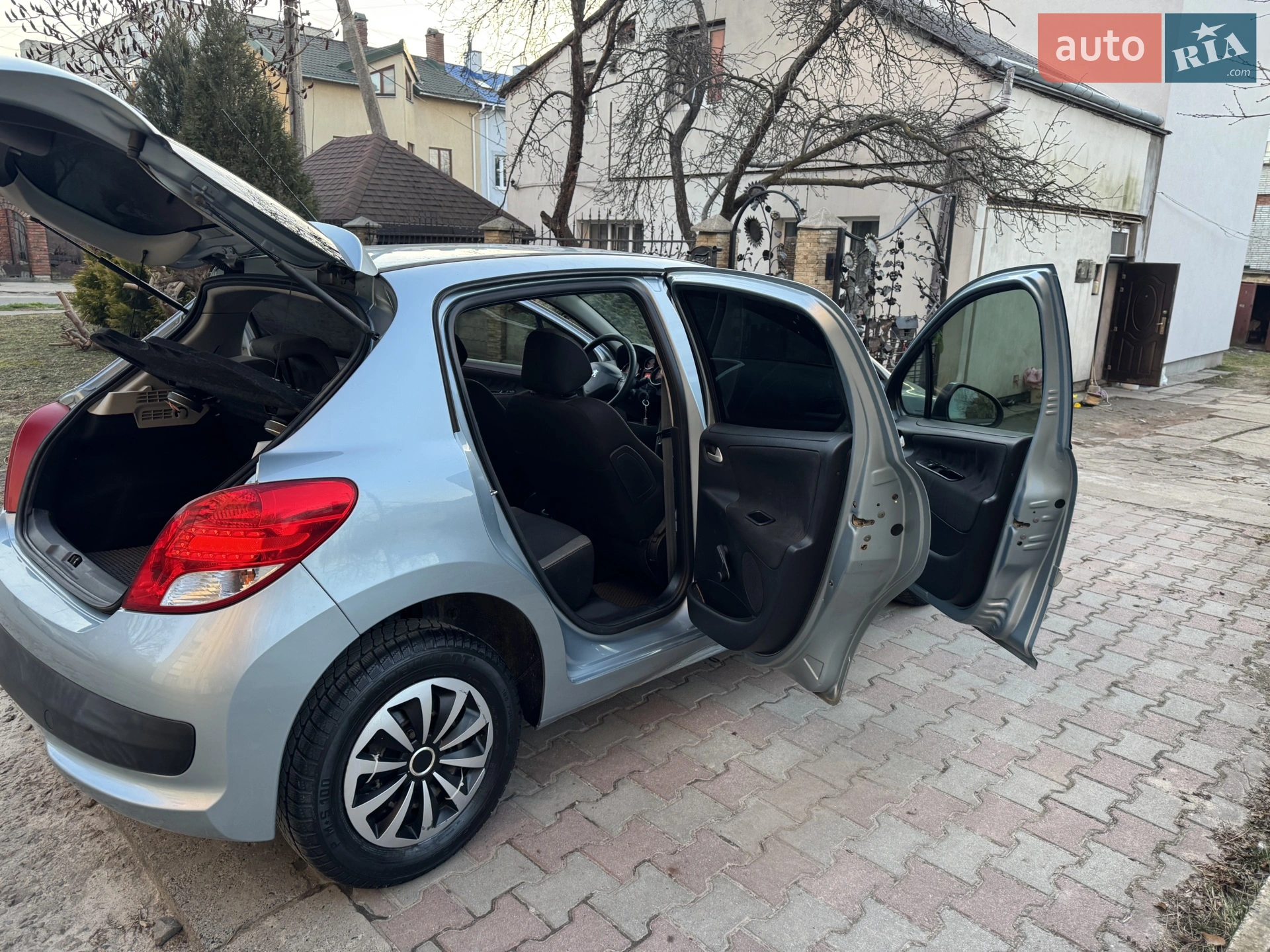 2011 Peugeot 207 - мініатюра 9