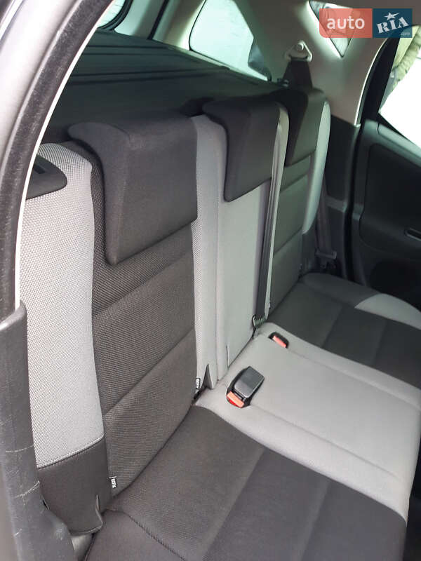 Хэтчбек Peugeot 207 2009 в Ивано-Франковске