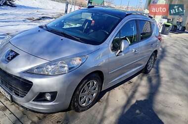 Универсал Peugeot 207 2012 в 