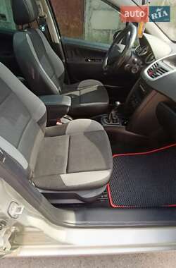 Універсал Peugeot 207 2009 в 