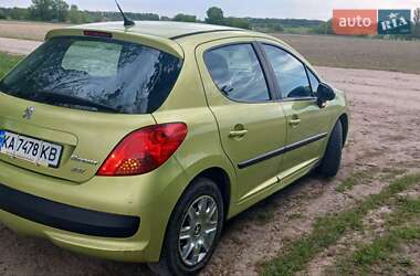 Хэтчбек Peugeot 207 2008 в 