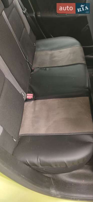 Хетчбек Peugeot 207 2008 в Києві