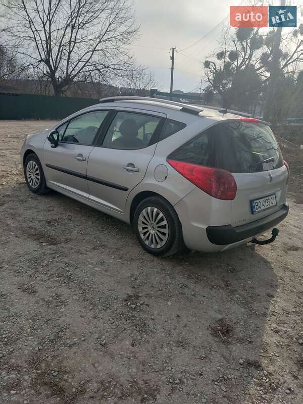 Універсал Peugeot 207 2009 в Бережанах