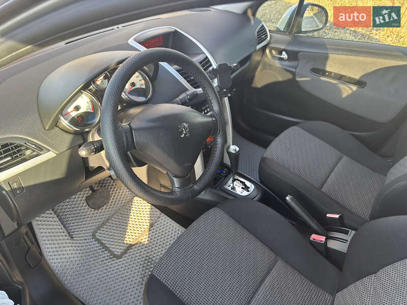 Хетчбек Peugeot 207 2009 в Вараші фото 22 Хетчбек Peugeot 207 2009 в Вараші