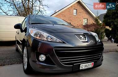 Хэтчбек Peugeot 207 2012 в 