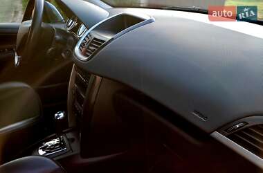 Хэтчбек Peugeot 207 2012 в 