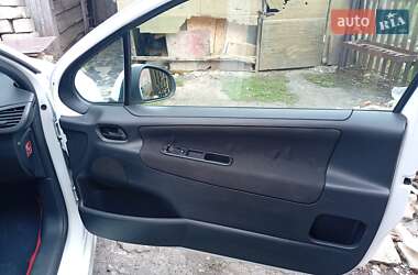 Хетчбек Peugeot 207 2008 в 