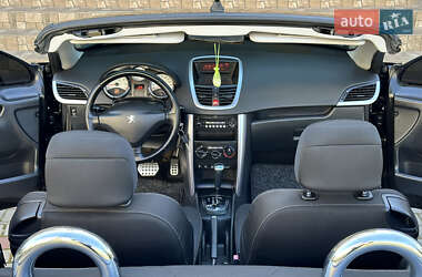 Кабриолет Peugeot 207 2009 в 
