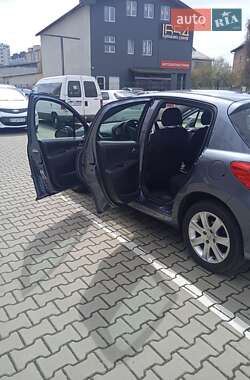 Хэтчбек Peugeot 207 2007 в 